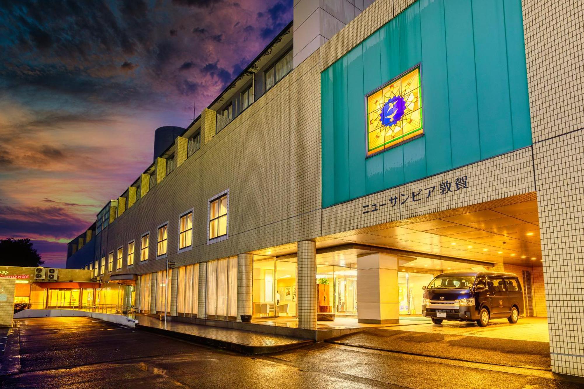 New Sunpia Tsuruga Hotel Bagian luar foto