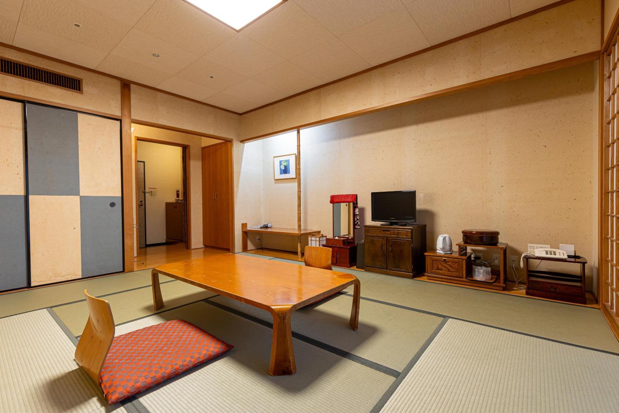 New Sunpia Tsuruga Hotel Bagian luar foto