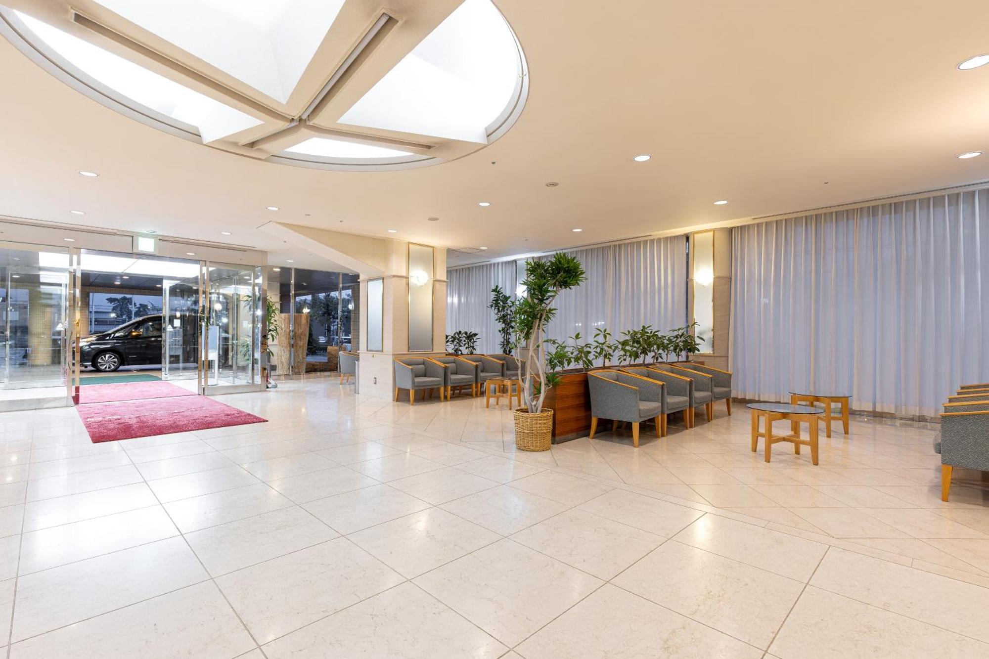 New Sunpia Tsuruga Hotel Bagian luar foto