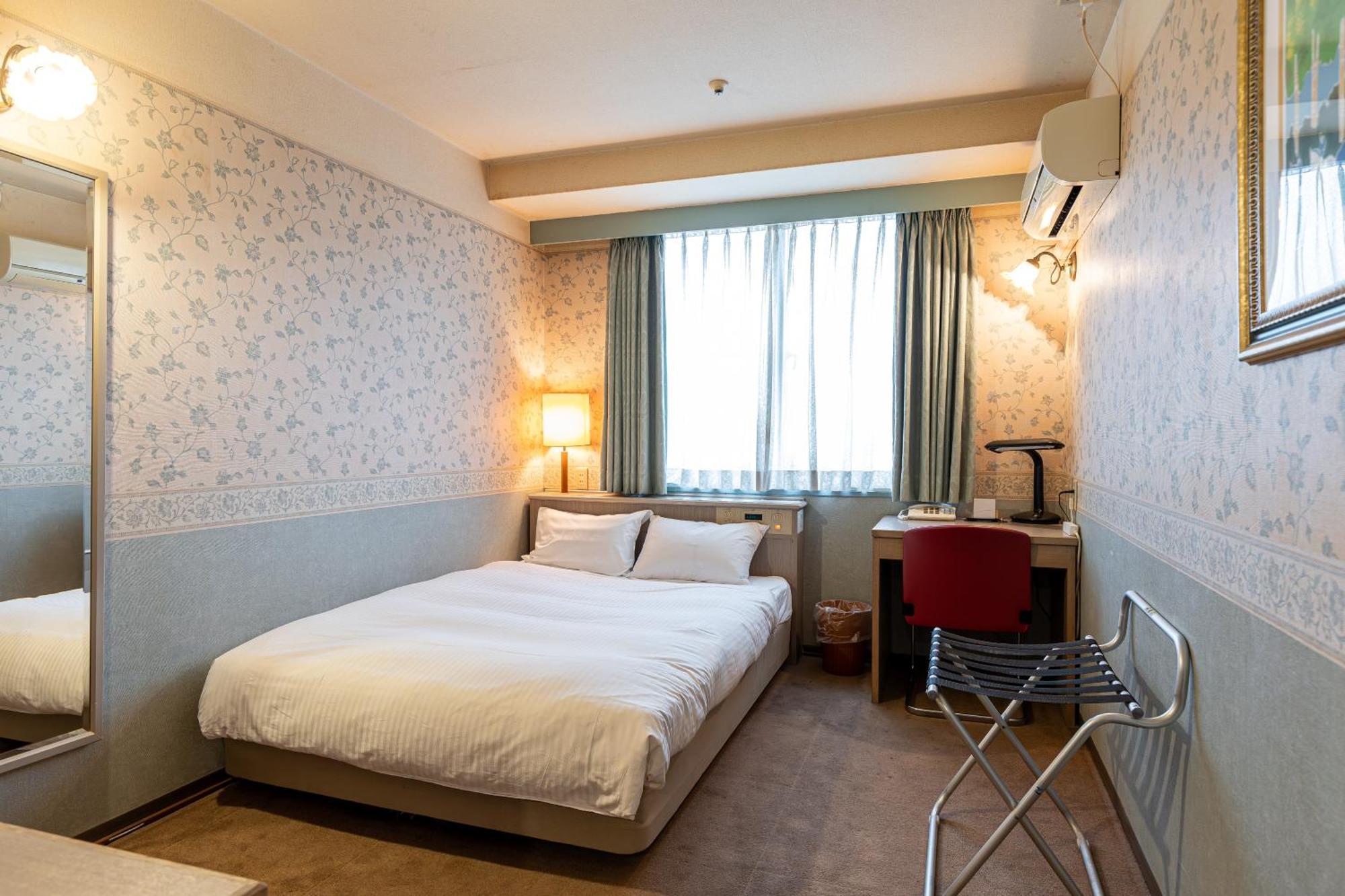 New Sunpia Tsuruga Hotel Bagian luar foto