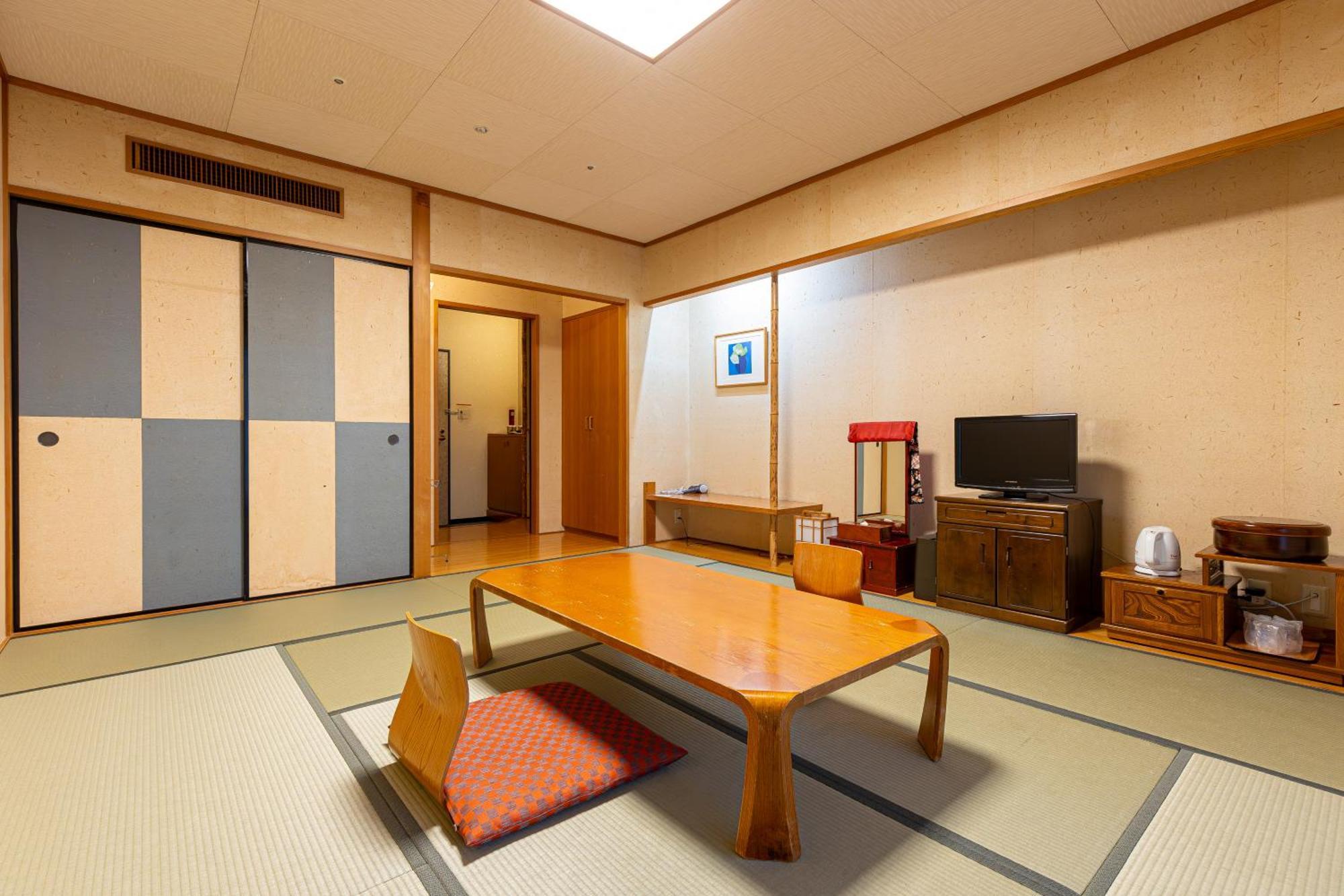 New Sunpia Tsuruga Hotel Bagian luar foto
